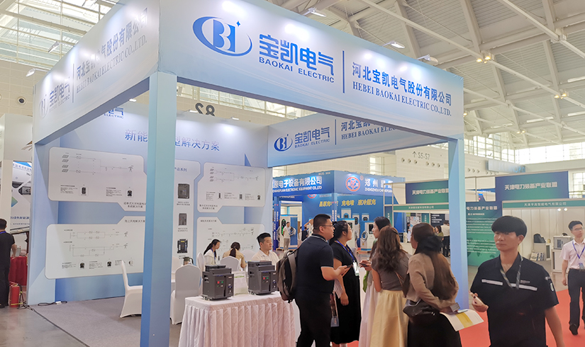 暴击行业天花板！jinnianhui今年会电气硬核技术亮相天津清洁能源展，引央视记者及能源产业巨头现场“挖宝”